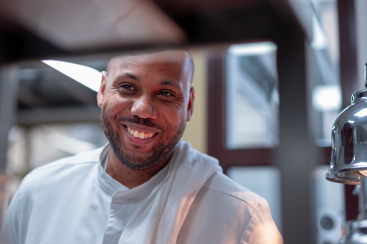Professional portrait for Madame B in Bordeaux, France.